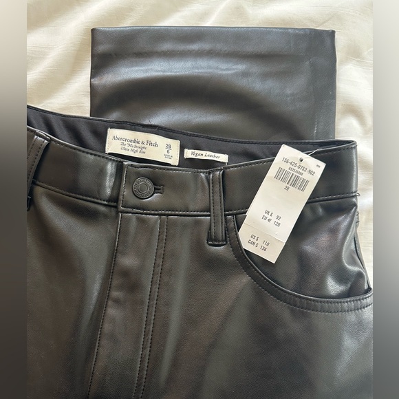 ‼️SOLD‼️ - Picture 2 of 5